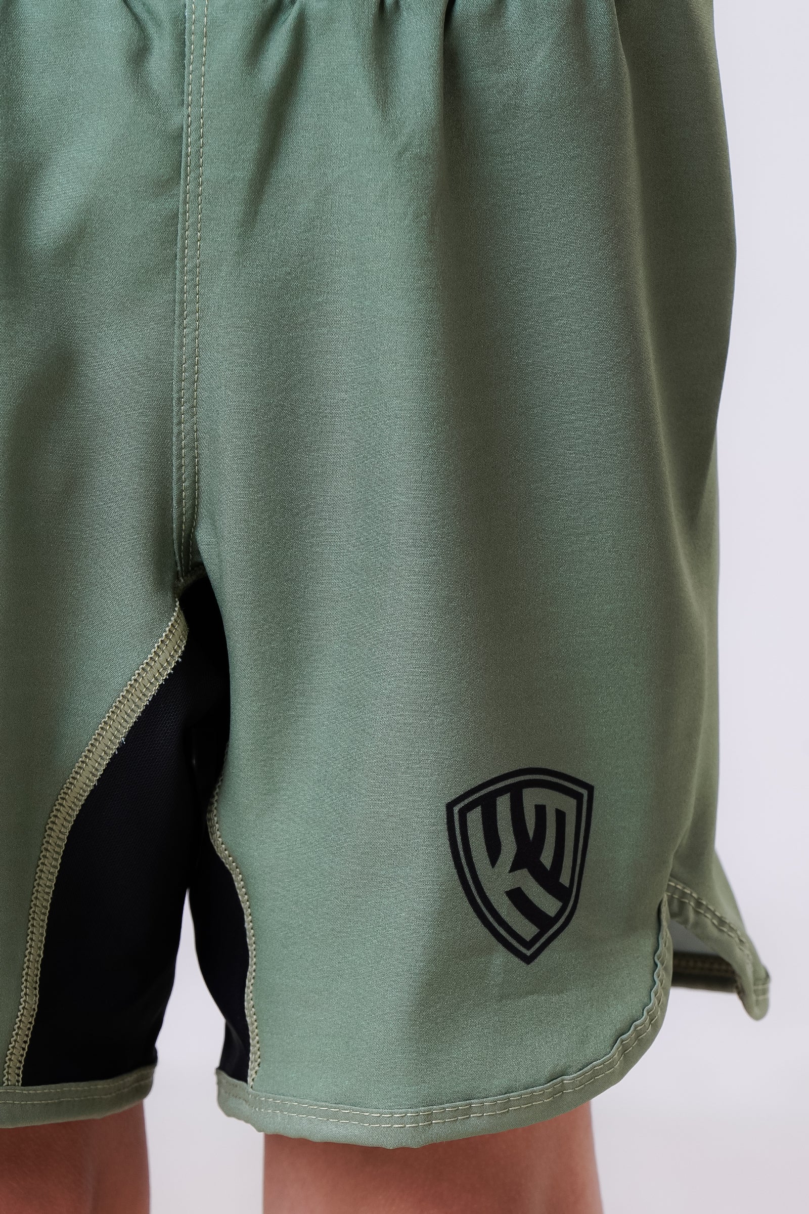 FloTech Shorts - Army Green