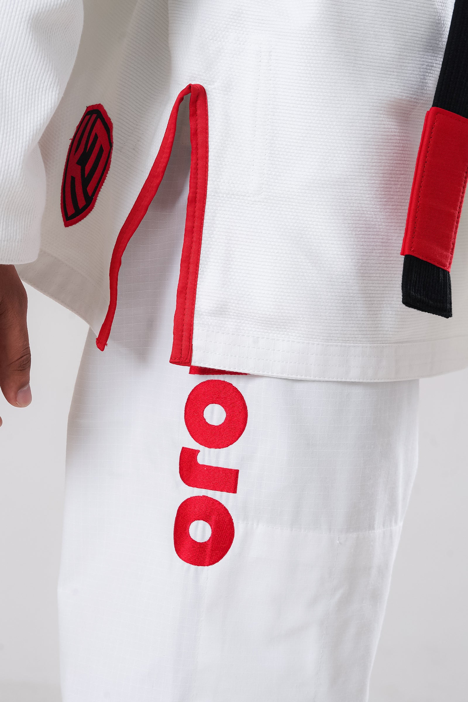 IBJJF Classico Jiu-Jitsu GI - White