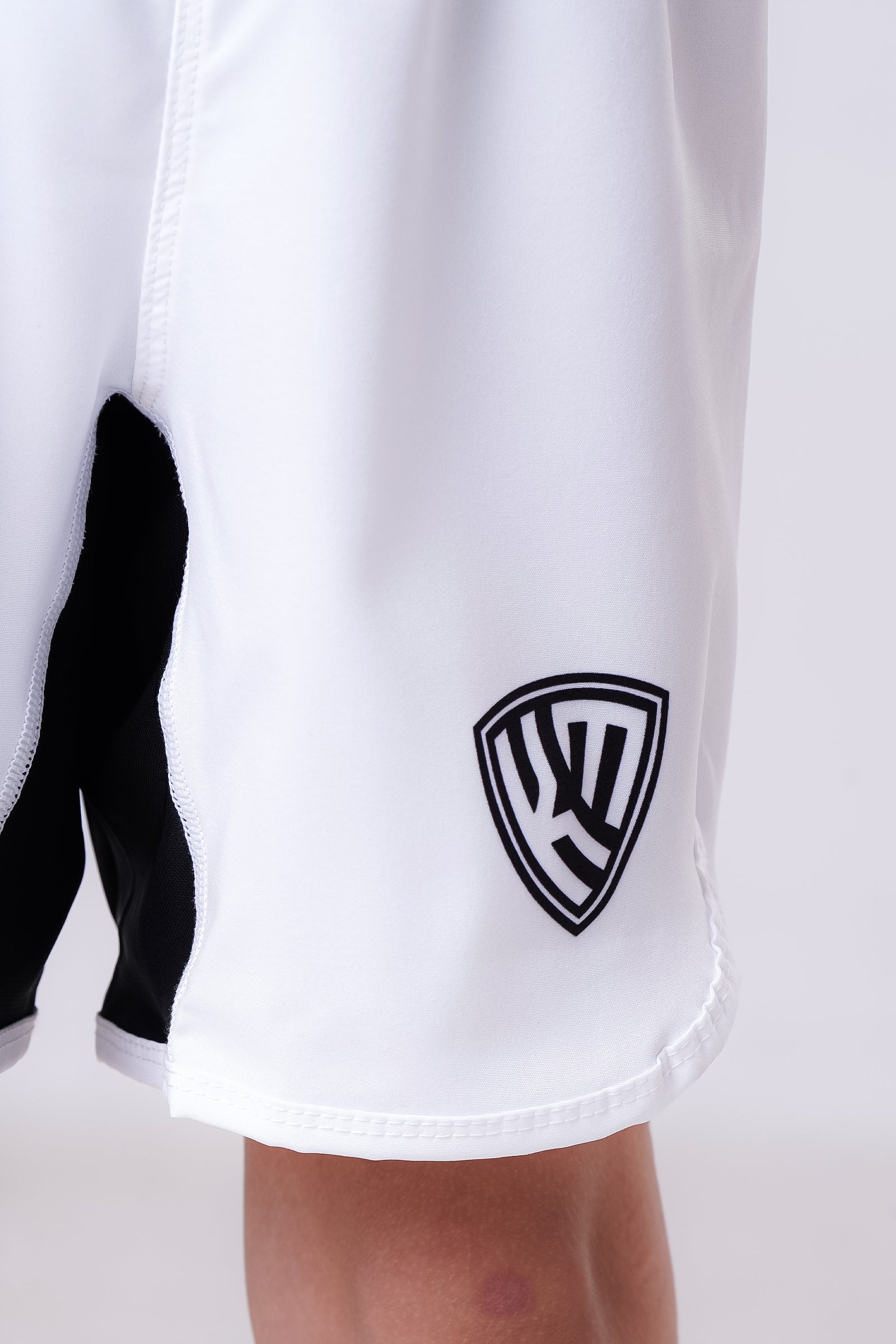 FloTech Shorts - White