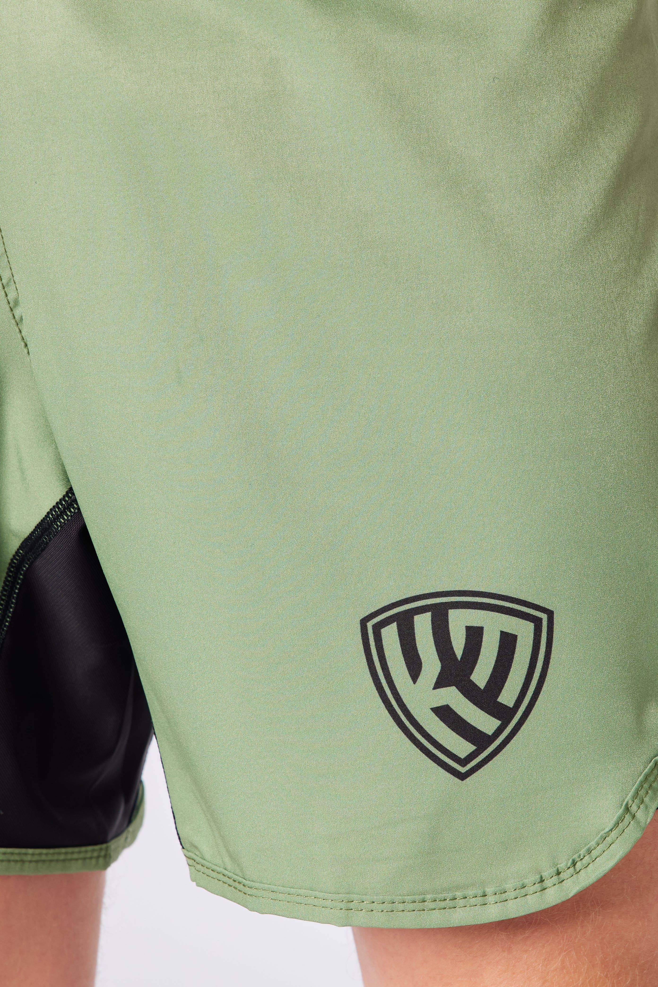 FloTech Shorts - Army Green