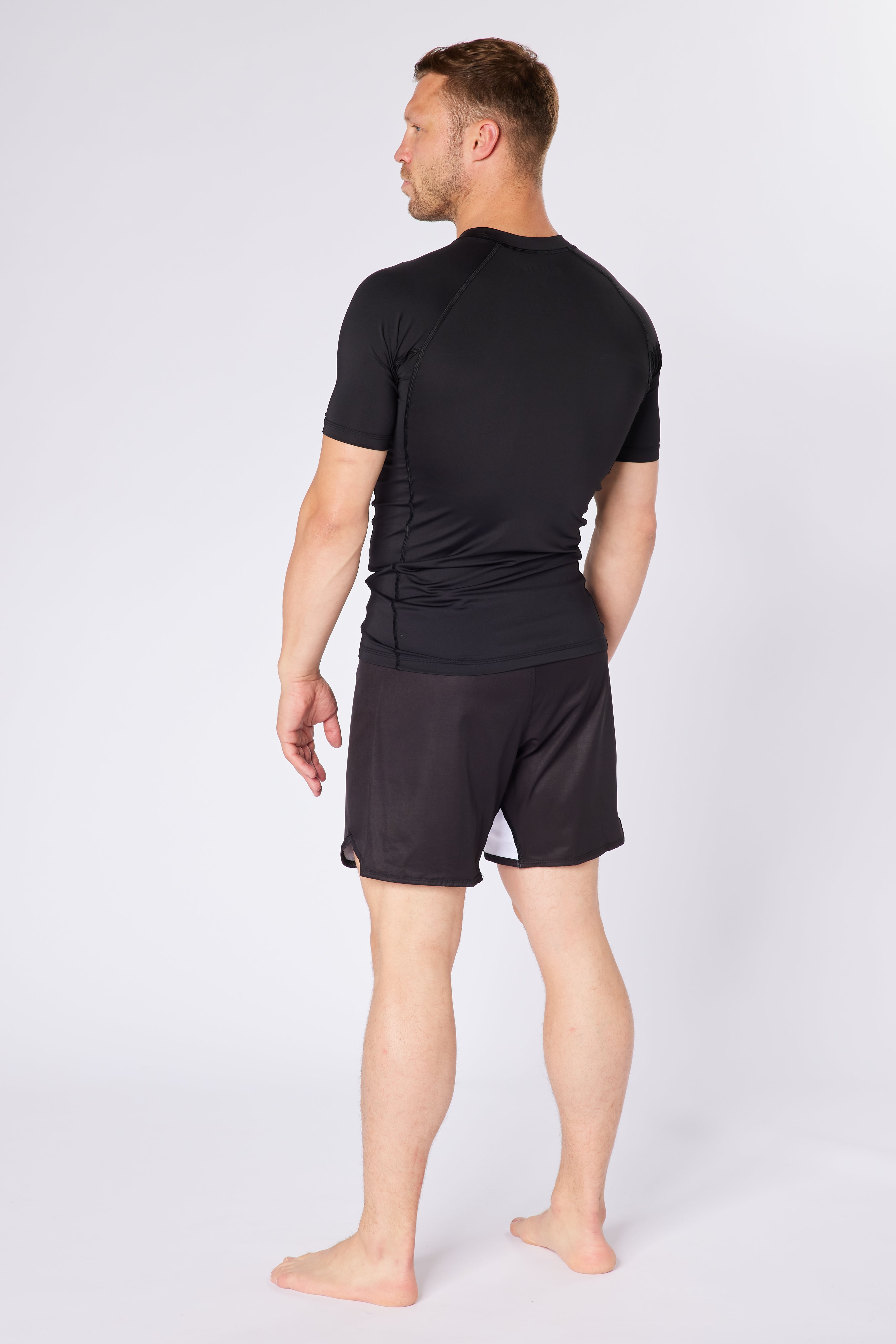 Essentials Rashguard - Black